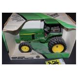 John Deere 4960 MFWD in box