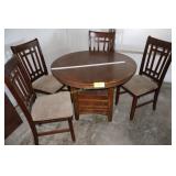 Table w/ 4 Chairs & 1 Leaf