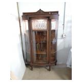 Antique Bow Front China Cabinet With 4 Shelves