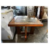 STONE TOP WOOD SIDE / LAMP TABLE