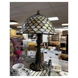 VINTAGE GLASS TABLE LAMP