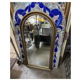 NICE ARCHED GOLD FRAMED WALL MIRROR