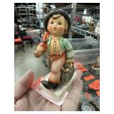 VTG HUMMEL GOEBEL FIGURINE MERRY WANDERER