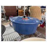 SUPER LARGE LE CREUSET DUTCH OVEN