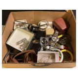 BOX OF MISCELLANEOUS JEWELRY