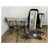 3 KEY BOARD  3 MICROPHONE STANDS  STAND