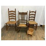 WICKER ROCKING CHAIR KITCHEN CHAIR DOLL CHAIR