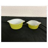 2  VERDE GREEN PYREX BOWLS ONE WITH LID