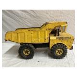 METAL TONKA DUMP TRUCK