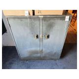 Locking Cabinet - Even compartments inside lock (has keys)