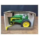 1/16 John Deere 630 LP Collector NIB Ertl