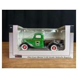 1/25 Oliver Pickup NIB SC