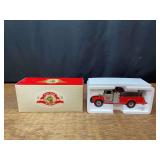 1/34 1951 Ford Fire Truck NIB 1st Gear