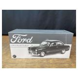 1/25 1949 Ford Tudor Car NIB 1st Gear