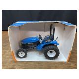 1/16 New Holland TC330 Boomer NIB SM