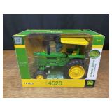 1/16 John Deere 4520 40th Anniversary NIB Ertl