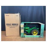 1/8 John Deere D NIB SM