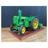 1/8 John Deere D Custom