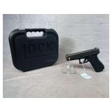 Glock Model 22 .40 S&W Semiauto Pistol