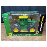 1/16 John Deere 7020 Precision Key NIB Ertl