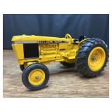 1/16 John Deere Industrial Tractor Ertl