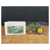 1/16 John Deere 420 V 2003 2 Cylinder Special Award NIB Ertl