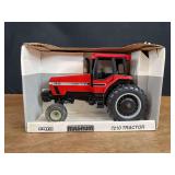 1/16 Case-IH Magnum 7210 NIB Ertl