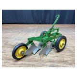 1/16 John Deere Plow Eska