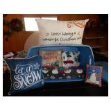 Blue tote-includes tote - asst pillows