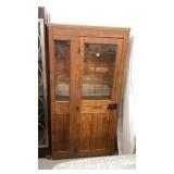 Hutch 40"x18?x79?