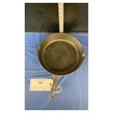 Cast iron Lodge 3 Notch skillet #7