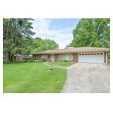 15 Weinel Drive, Fairview Heights, IL 62208