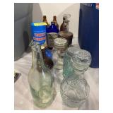 ANTIQUE BOTTLES, Dï¿½COR TINS, BALL GLASS CANNING