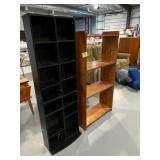 WOODEN BOOK SHELF, BLACK DIVIDER SHELF