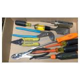 TOOLS - CEMENTEX ELECTRICAL SCREWDRIVERS, SNAP-ON