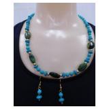 (159) 20" TEAL AND GREEN FASHION NECKLACE WITH EAR