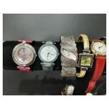 Ladies watches *Hugo, Unitron, Cardini, Pulsar++*