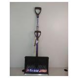 NEW: SnowJoe Spring Fling Lift Assist Snow Shovel