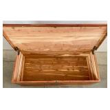 Vintage Cedar Chest- Gorgeous Wood Graining