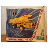 Model Kit - Ertl IH Pay Hauler 350 Construction