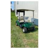 Yamaha 2016 2.6kW Electric Golf Cart w/ Charger