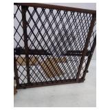 Evenflo Position & Lock Baby Gate, Pressure-Mounted, Farmhouse Collection