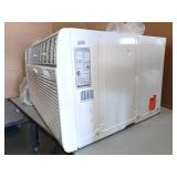 Keystone KSTAT14-2D14,000 BTU 230-V/15-A Through-the-Wall Air Conditioner, Cools 700 Sq. Ft. w/Remote Control Retail: $540.00
