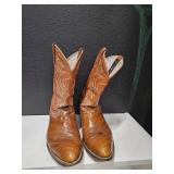 Used Vaquero Mens Boots, roughly size 10