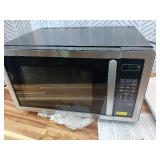 $$! Farberware Countertop Microwave 1000 Watts, 1.1 cu ft - Microwave Oven With LED Lighting and Child Lock - Perfect for Apartments and Dorms - Easy Clean Stainless Steel
