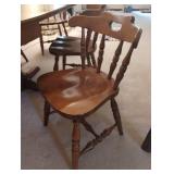 Solid Wood Dining Table W/ (6) Chairs & (2) Leafs