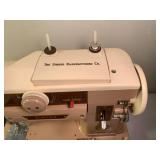 Singer 401A Sewing Machine