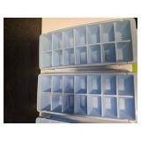 Old Style ice trays to make ice cubes, set of 4
