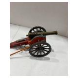 Vintage cast iron tractor 12x5 and wooden cannon model