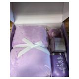 Gifts for Women, Unique Birthday Gift Basket for Women, Warm Sympathy Flannel Blanket,Candle,Tumbler,Socks, Christmas Relaxing Spa Gift Box Basket for Best Friends Female Sister Mom Wife(Purple)